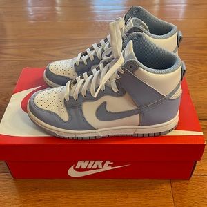 Nike Dunk High Aluminum Women’s